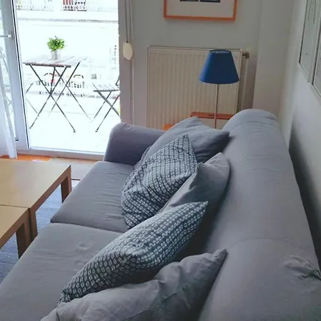 Luxurious City Center Flat Near The Waterfront *